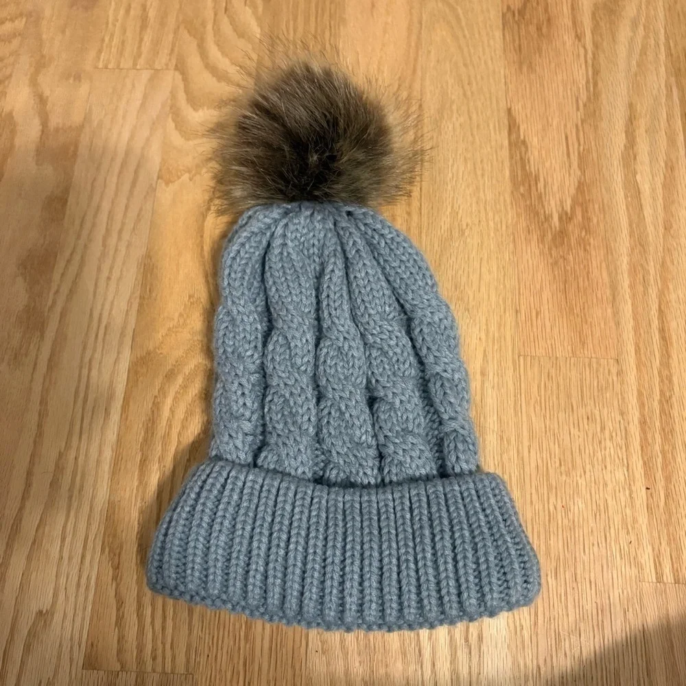 Cozy Gray Knit Pom-Pom Beanie for Kids Hat Rolled Edge Twist Faux Fur Top